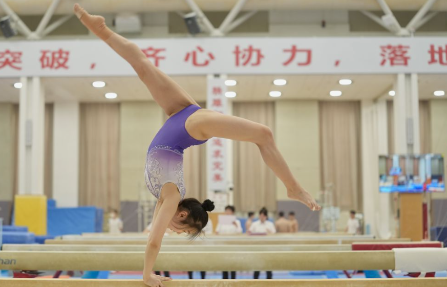 开元棋牌手机版游戏中的心理战术